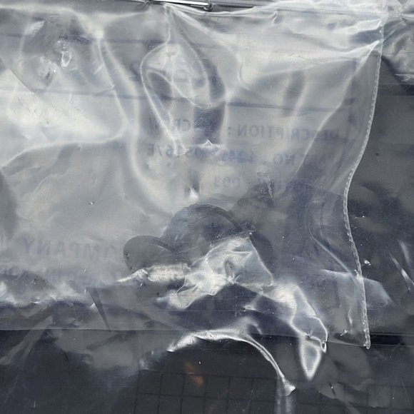 Front License Plate Bracket Plastic Fits 2019-2021 Hyundai Tucson 86910-D3500‎ - Picture 6 of 10